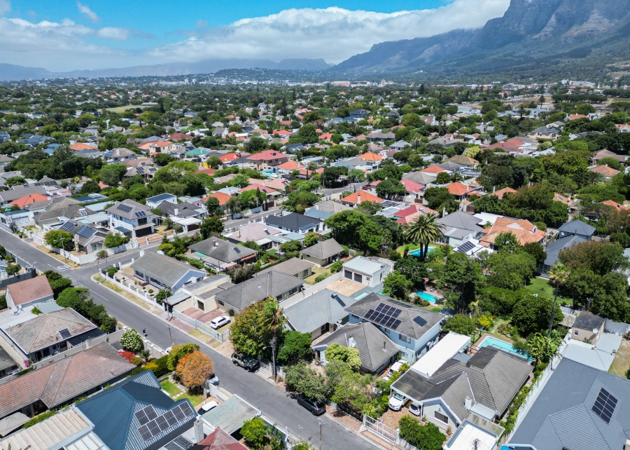 3 Bedroom Property for Sale in Rondebosch Park Estate Western Cape